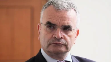 1.5m to receive Christmas bonus payments