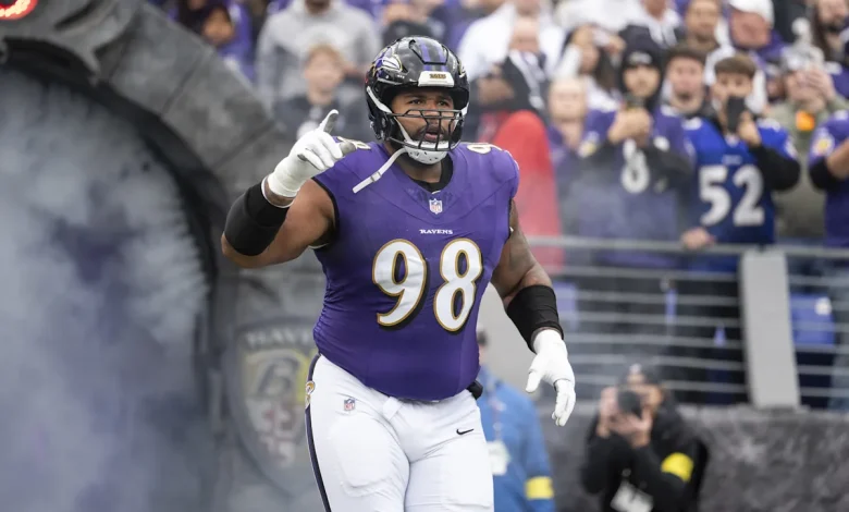 Ravens to sign DT Travis Jones to 3-year extension