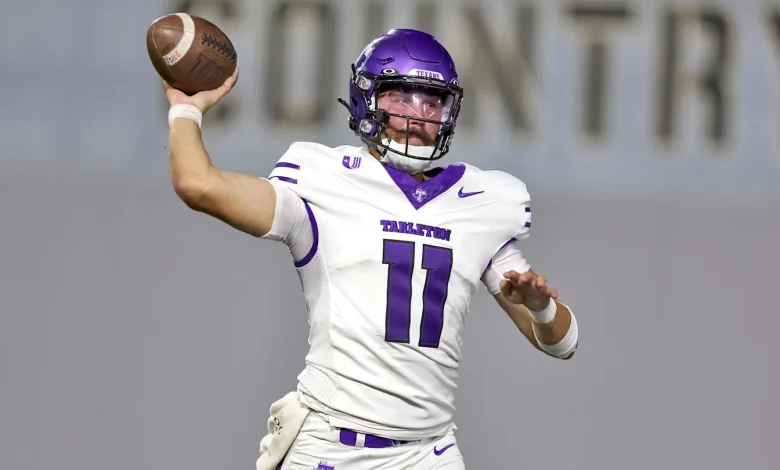 2025 FCS Playoffs Quarterfinal Preview & Prediction: Villanova at Tarleton State