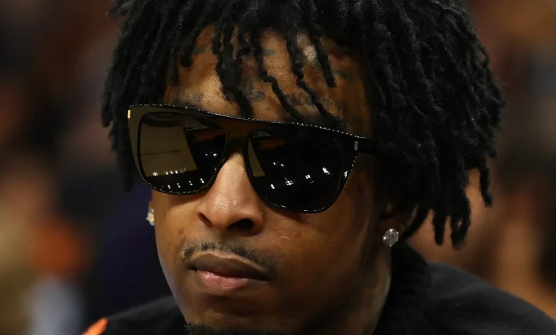 21 Savage Unveils Tracklist & Features For "What Happened To The Streets?"