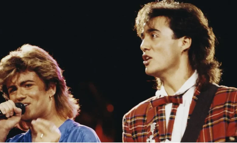 3 Timeless Christmas Classics That Have Already Reached the Charts Once Again