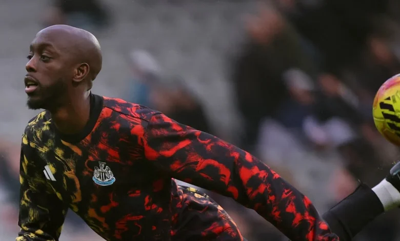 3pm team news: Thiago + Palmer start, Cherki recalled + Wissa a sub