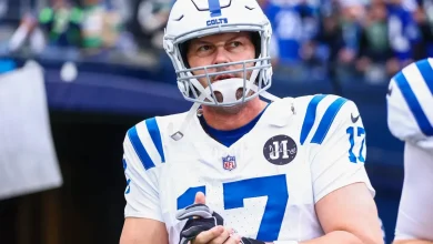 49ers vs Colts picks, predictions, odds for NFL Week 16 game Monday