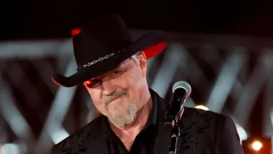 90s Country Icon Announces 30th Anniversary Tour—and You’d Be Crazy To Miss It