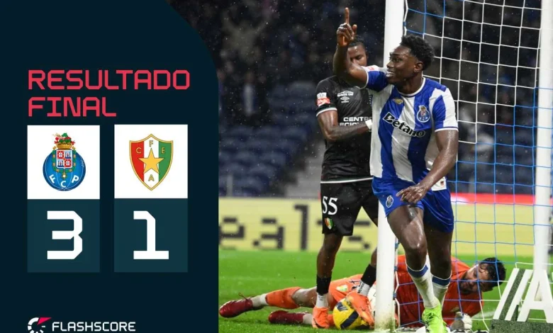 AO VIVO: Cartão amarelo para Bednarek (53')