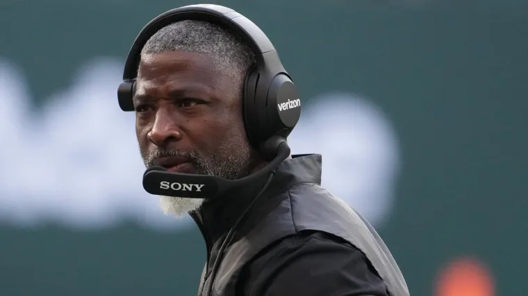 Aaron Glenn provides development update on undrafted rookie quarterback