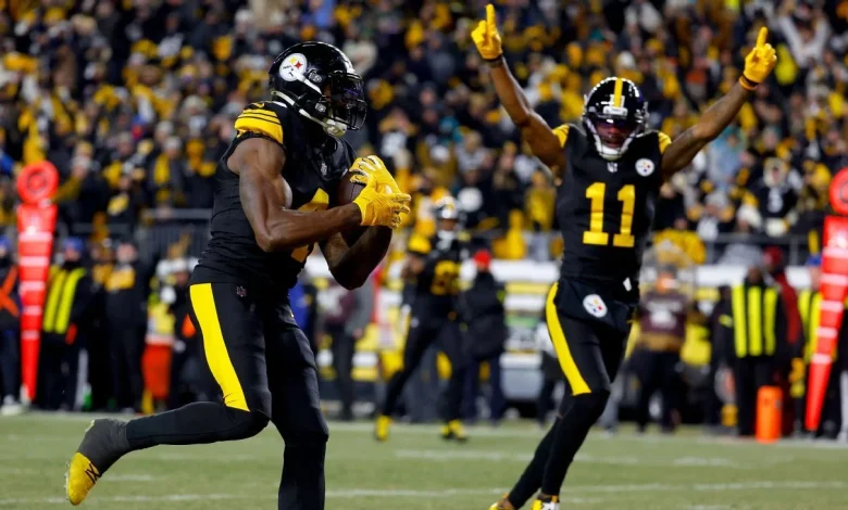 Aaron Rodgers, Steelers snap Dolphins' four-game win streak with 28-15 victory