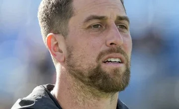 Adam Thielen Held to one catch in team debut