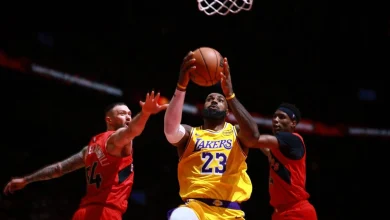 After 1,297 games, LeBron James’ 10-point scoring streak ends with Lakers buzzer-beater