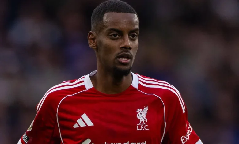 Alexander Isak’s lack of touches ‘on my list of things to improve’ – Arne Slot