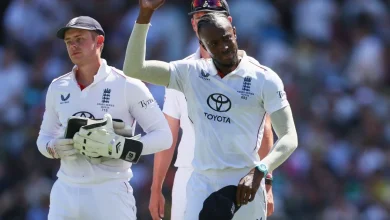 Archer dismisses Australian tailenders for a 5-wicket haul to keep England in the Ashes contest