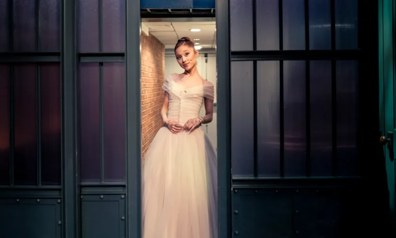 Ariana Grande Offers a Glimpse of Life Beyond Glinda