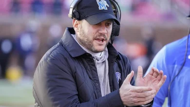 Arkansas football: New Razorback Coach Silverfield’s contract details released