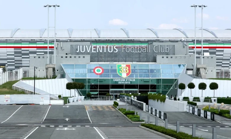 At 21 p.m. on Italia 1 against Udinese. Juve in the cup, Vlahovic out for three months.