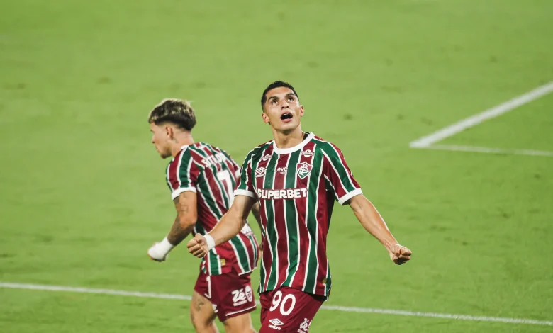Atacante do Fluminense destaca confiança da equipe para clássico desta noite