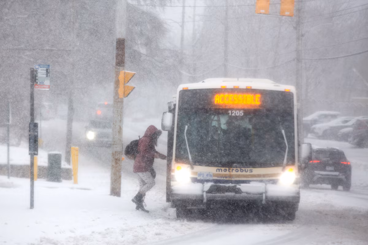Atlantic Canada braces for Arctic air, coastal flooding and high winds