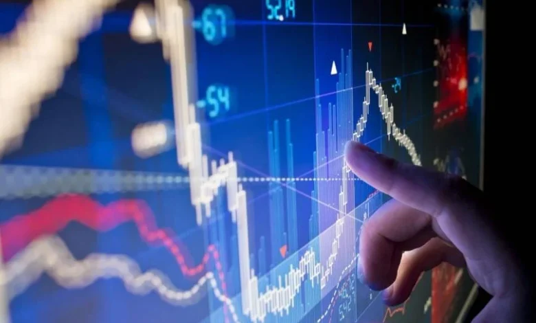 BTC, ETH, XRP Price News: Bitcoin Drops to $87K Amid Yearn's yETH Exploit