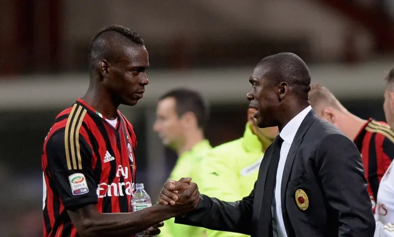 Balotelli a Seedorf: «Sognerò sempre il Mondiale, anche a 50 anni. Mi alleno per tornare in Serie A, ma non ho avuto chiamate. Il mio futuro? Un podcast tutto mio, a breve»
