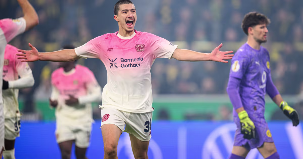 Bayer 04 bezwingt Dortmund, Leipzig dreht Ostduell