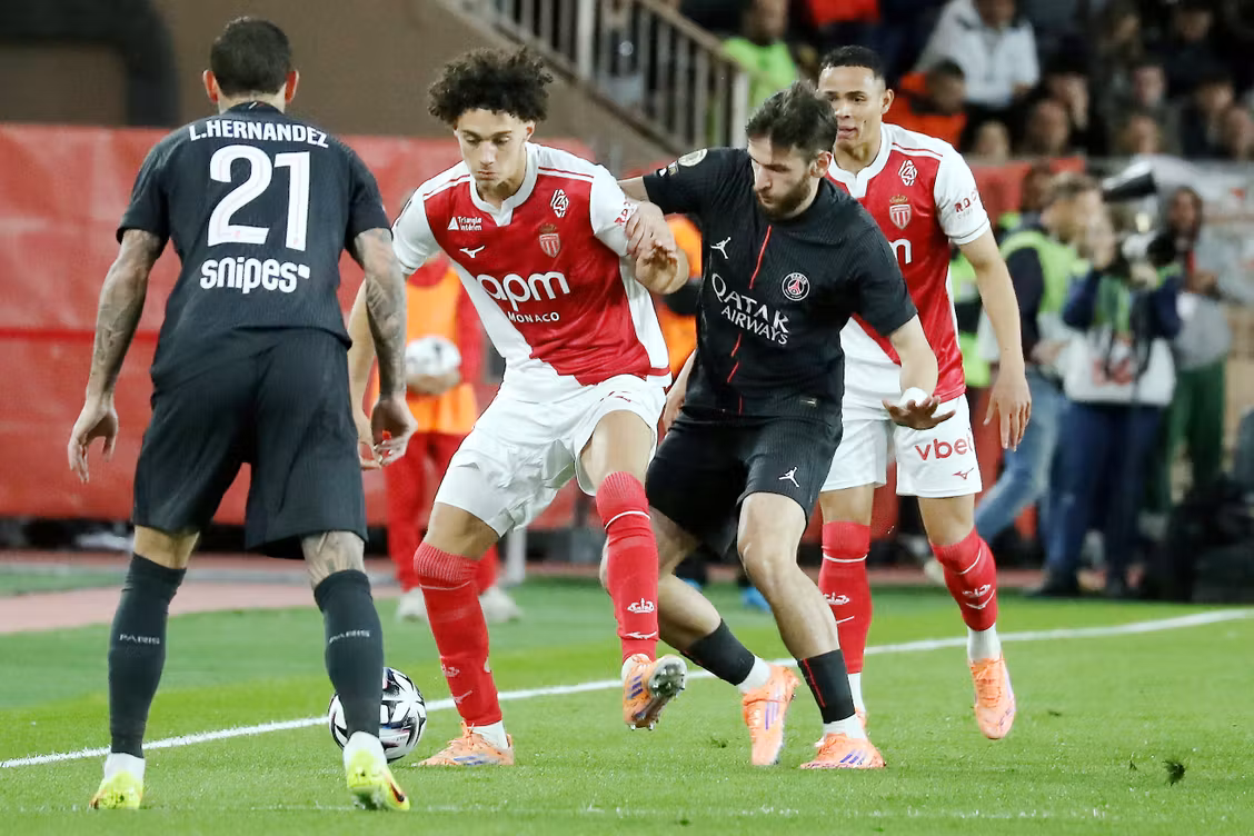 Biereth de retour en pointe, Akliouche capitaine : découvrez la composition d’équipe de l’AS Monaco pour le match à Brest ce vendredi soir