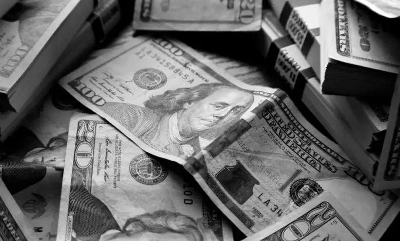 Billionaire John Caudwell Shares How A Boring…