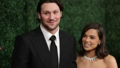 Bills QB Josh Allen’s Wife Hailee Steinfeld Announces She’s Pregnant