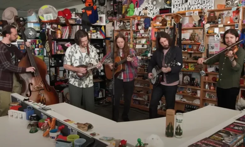 Billy Strings Turns Tiny Desk Concert Into a Spirited Bluegrass Jam Session: Watch