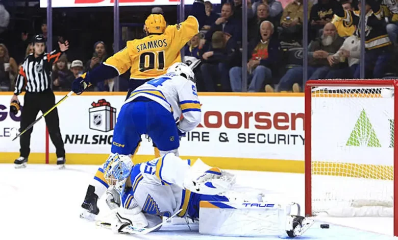 Blues vs. Blackhawks Prediction, Odds, Picks - Dec. 12