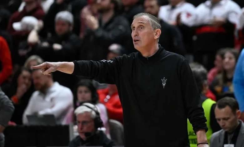 Bobby Hurley ejected from ASU-Santa Clara after no-call