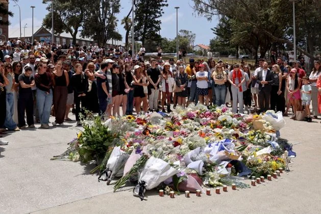Bondi Beach shooting: Holocaust survivor and 10-year-old girl among victims; witnesses recall both horror and acts of heroism