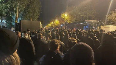 "Bougez-vous !" : les supporters de l'OGC Nice interpellent les Aiglons au centre d'entrainement