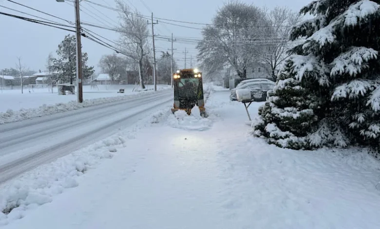 Brace for travel impact with heavy snow, freezing rain across the Maritimes