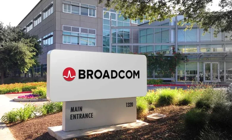 Broadcom Stock, With Google's Gemini Premium, Holds Near Highs Ahead Of Q4 Results