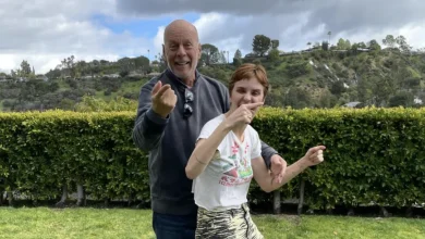 Bruce Willis suffers from frontotemporal lobe dementia; his family has decided to donate his brain after his death.