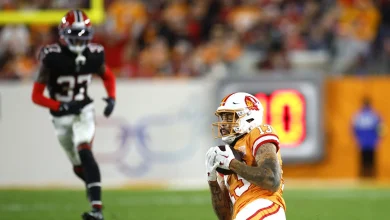 Bucs regain the lead 20-14 over the Falcons