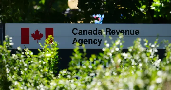 CRA says it’ll hire 1,700 call centre staff ahead of busy tax season