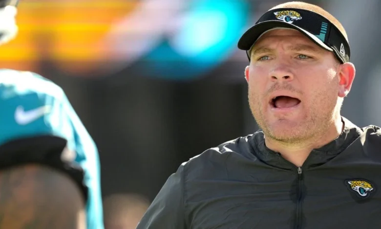 Cal hires Tosh Lupoi as head coach, bringing former player back to lead the Bears