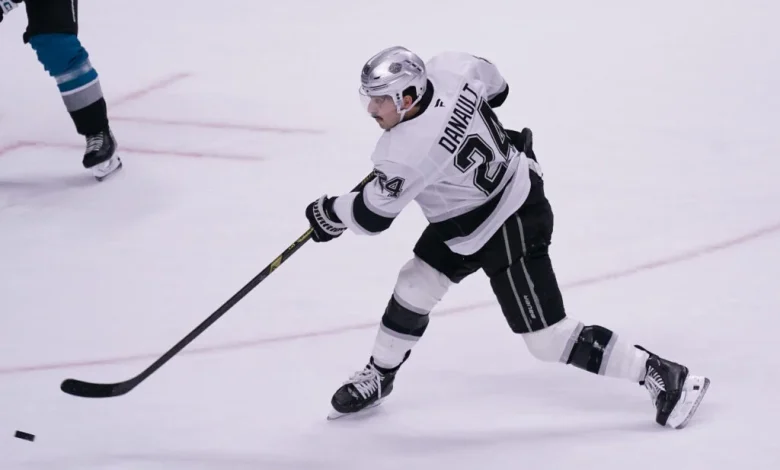 Canadiens, Devils, Mammoth Among Teams With Interest In Phillip Danault