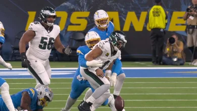 Can't-Miss Play: One INT and two fumbles occur within the same snap of Eagles-Chargers game