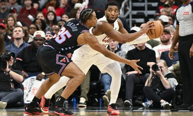 Cavaliers Player Ratings: Donovan Mitchell's 32 Points Not Enough As Cleveland Drops To 15-13