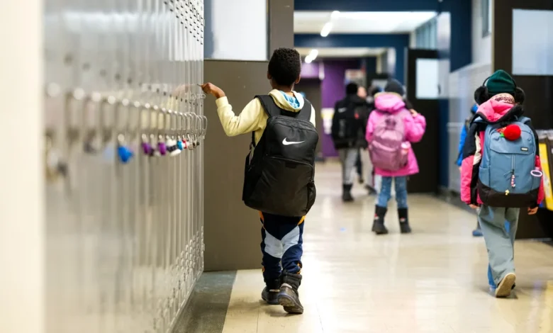 Ce qu’il faut savoir ce lundi | Éclosion de rougeole, Rob Reiner et l’aile jeunesse du PLQ