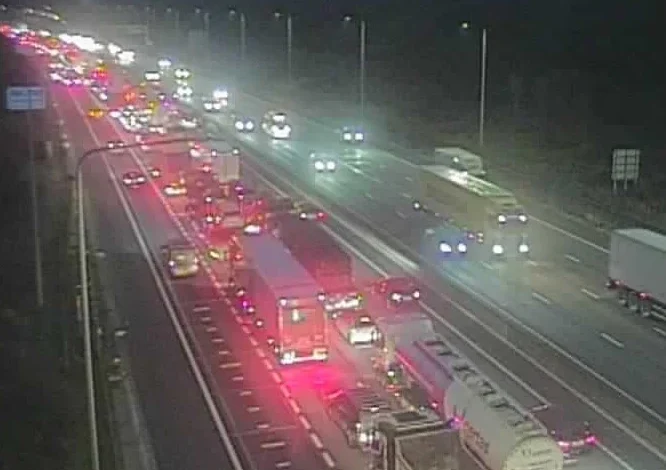 Chaos on major UK motorway as two lanes closed after multi-vehicle crash