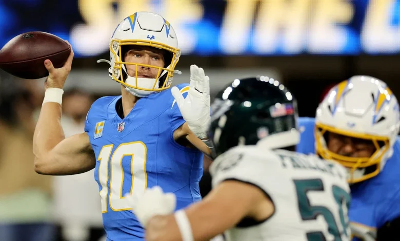 Chargers' Justin Herbert has awkward interaction with sideline reporter after OT win