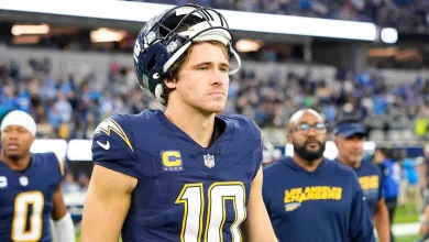 Chargers QB Justin Herbert (left hand) questionable to play Monday vs. Eagles