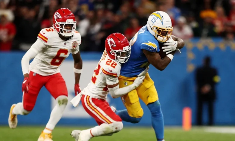 Chargers celebrate day off by watching long-awaited death of Chiefs' AFC dynasty
