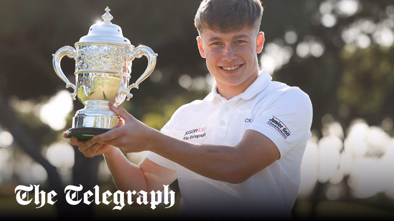 Charlie Rusbridge retains Telegraph Junior Championship title