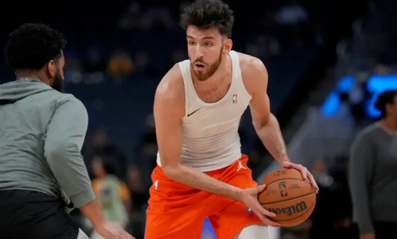 Chet Holmgren Teases Thunder’s NSFW 4th-Quarter Bench Antics Amid Dominant 24-1 Start