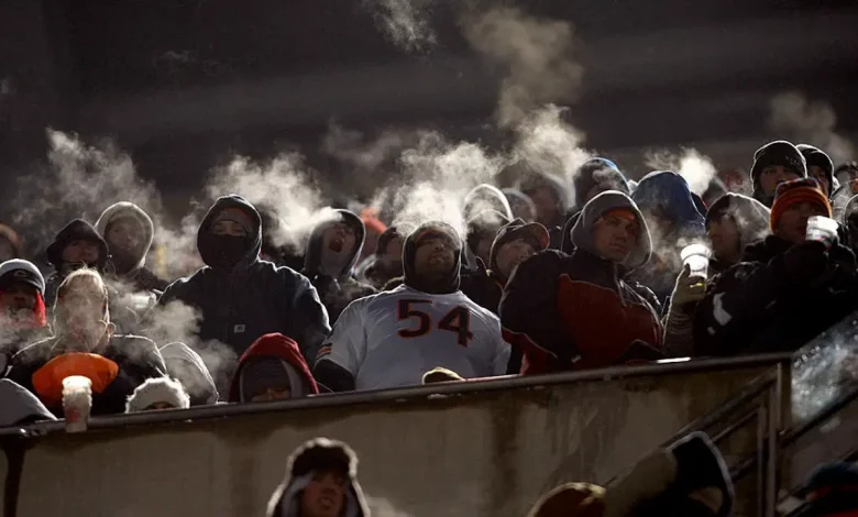 Chicago Bears host Cleveland in frigid temps: Here are the coldest games in Soldier Field history