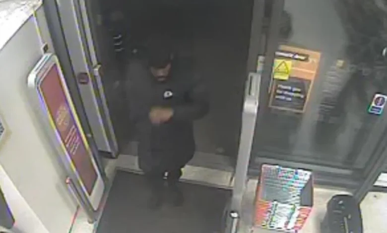 Chilling video of killer returning to Beckenham Sainsbury's to attack dad