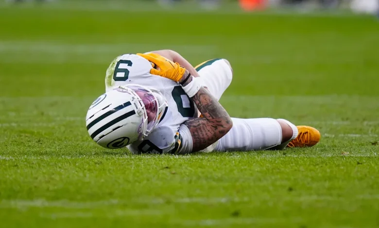 Christian Watson injury update: Packers WR injures chest in Week 15